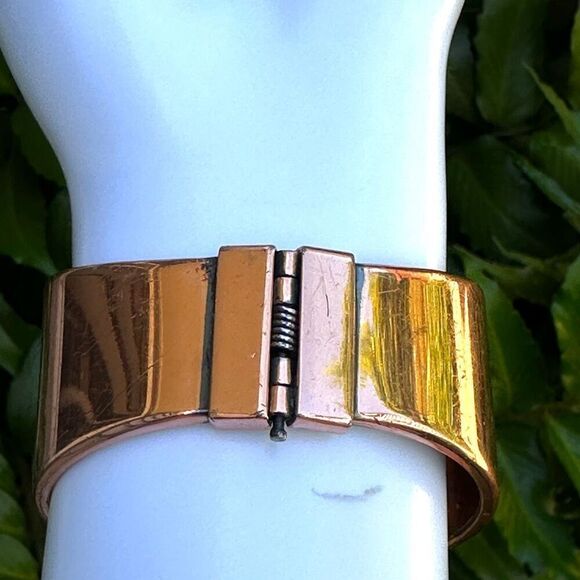 Matisse Renoir copper clamper bracelet - Picture 5 of 9
